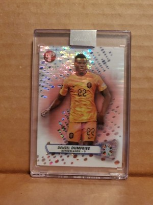 2023 Topps Pristine Road To Euro 2024 #109 Denzel Dumfries Pink #/15
