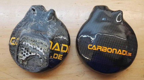 HONDA CBR1000RR SC77 17-19 2x COUVERCLE D'EMBRAYAGE CARBONE COUVERCLE CARBONE - Photo 6 sur 6
