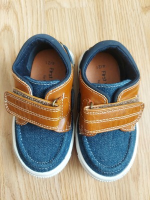 size 4 first walkers