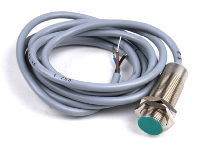Baumer electric IFR 18.24.45 Näherungssensor Induktiver Näherungsschalter Sensor