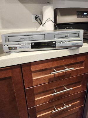 Memorex MVD4544 DVD Player