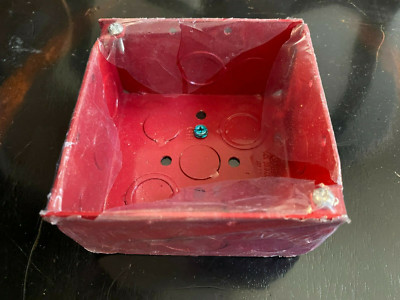 Red Square Electrical Box, Grounding Screw, 4''x4''x2'', 30.3 cu in
