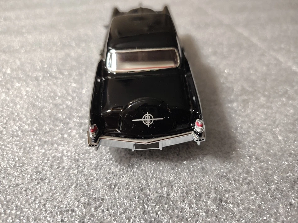 富兰克林铸币厂 1956 年林肯大陆马克 II 1:43 — 第 4/4 张图片