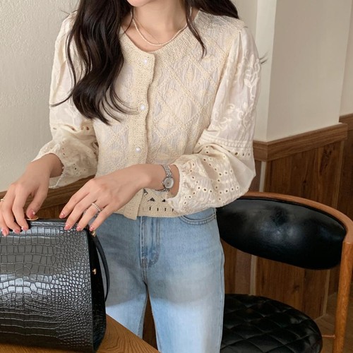 V-neck Embroidered Hollow Shirt Loose Cotton and Linen Bubble Sleeves, Short Top - Picture 9 of 24