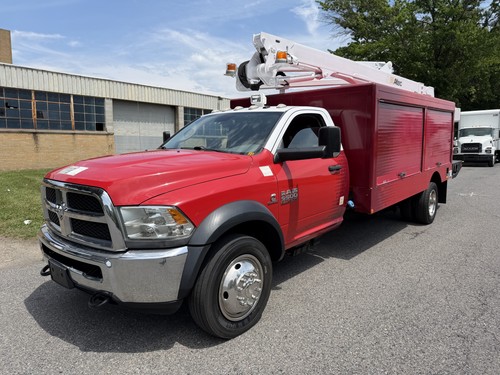 5500 ALTEC AT248F BUCKET BOOM SIGN TRUCK DIESEL