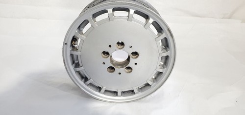 1989 1990 1991 1992 1993 Mercedes 190E OEM Wheel Alloy 15x6 - Picture 3 of 24