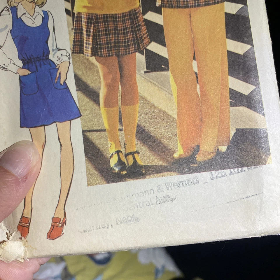 Vintage 70s Simplicity Pattern 5864 Miss Jumper Tunic Styles Sz 8 Bust 31 1/2 - Image 3 of 4