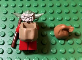 LEGO Stars Wars Yoda,  Santa Yoda, Backpack Minifigure 2011 Advent sw0358 7958