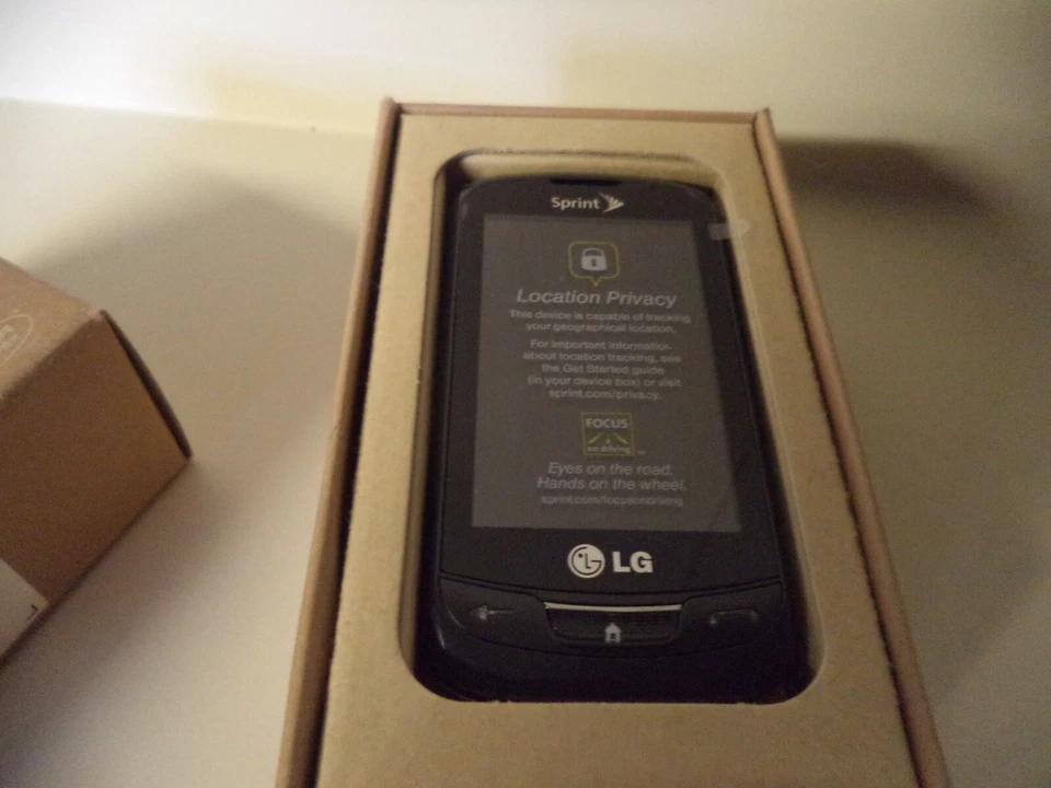 LG RUMOR TOUCH LN272 BRAND NEW IN BOX NEVER USED SLIDER KEYBOARD TITAN GRAY - Image 2 of 4
