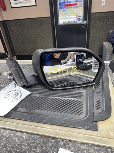 FORD EXPLORER  Power Door View Mirror Right  w/heated  Black  LB5Z17682BA 20  24