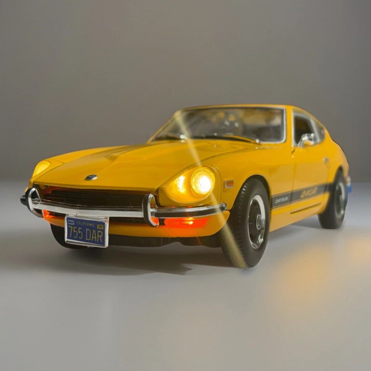Datsun 1:18 Scale Diecast & Toy Vehicles for sale | eBay