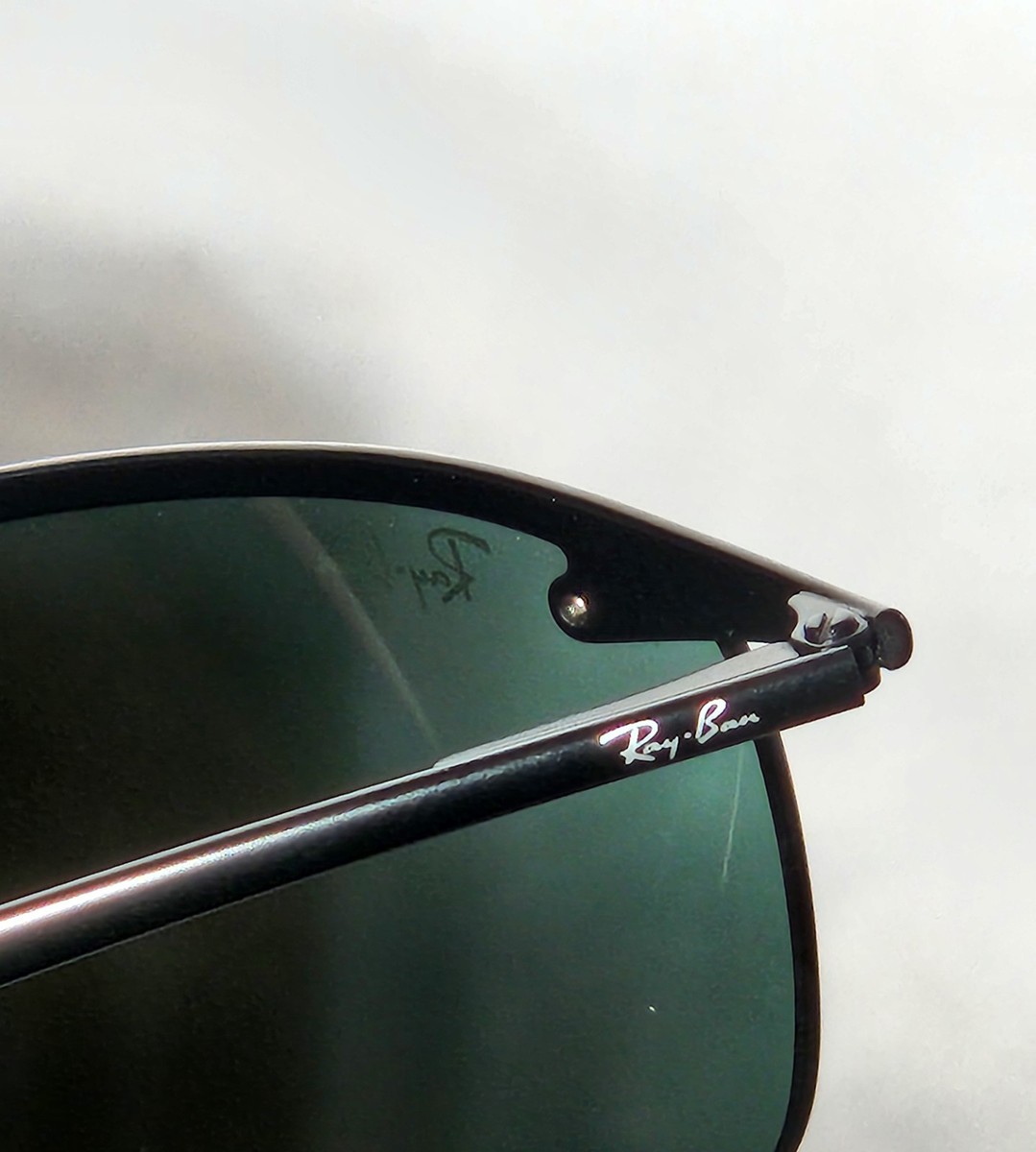 New Ray-Ban RB3183 Black l Green Classic RB3183 006/71 63mm Unisex