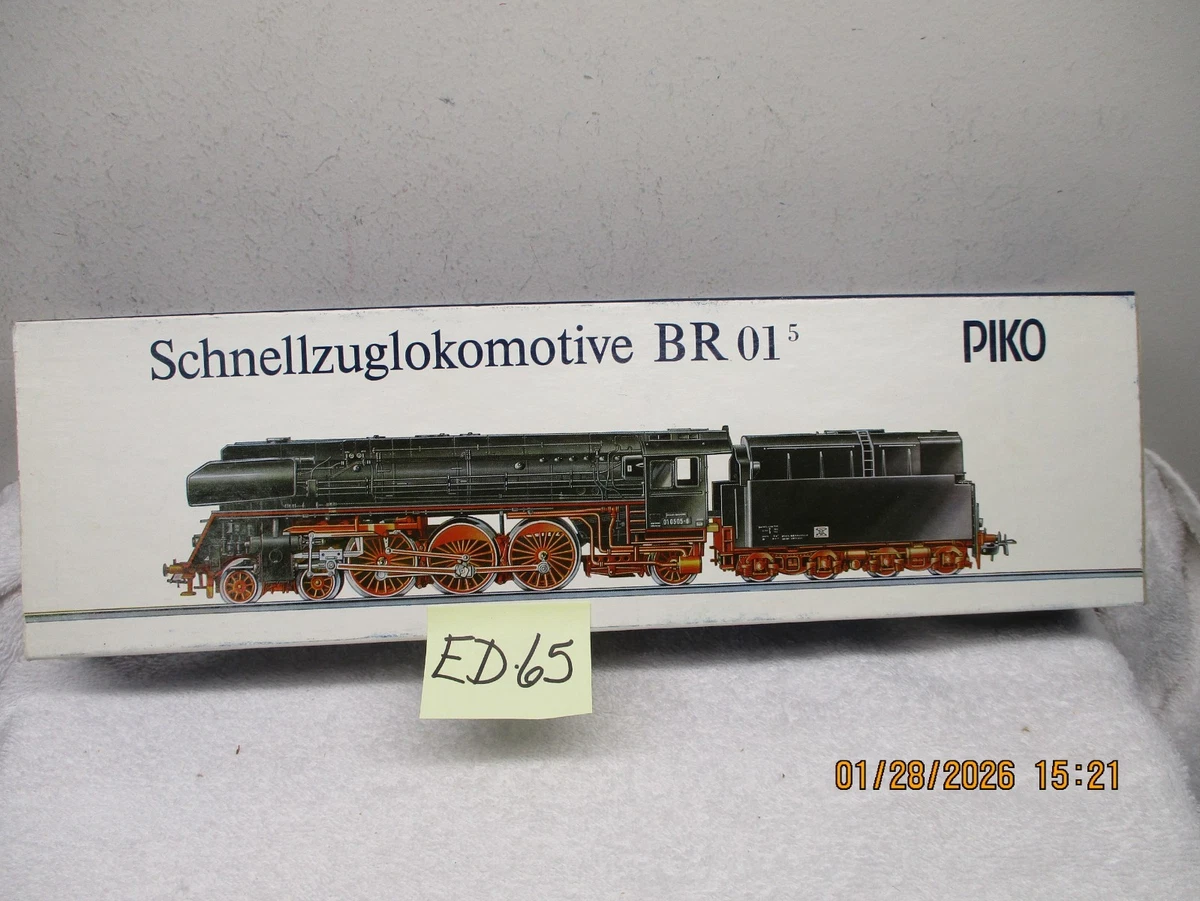 PIKO HO Steam Locomotive Model Railroad Locomotives with Vintage