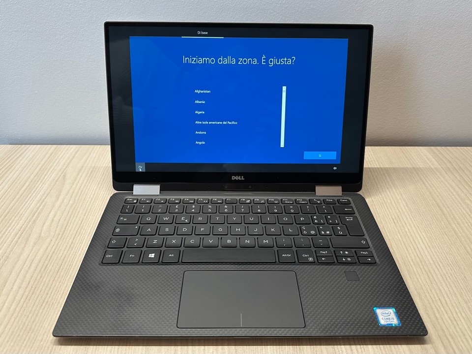 Dell XPS 13 9365 Notebook 13.3" QHD+ 3200 x 1800 i5-7Y57 8GB Ram 256GB SSD 2in1