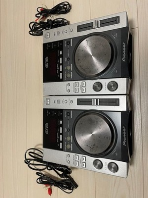 Pioneer CDJ-200 Pair Set of 2 DJ CD MP3 Player Compact Disc w/ RCA Cable Used