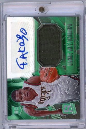 2013 Panini Spectra Giannis Antetokounmpo #120 Patch Auto Event Worn Rookie Card