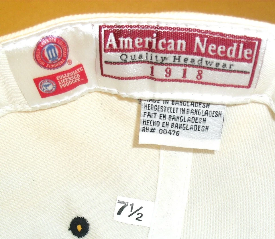 San Diego State Aztecs University Mens 90s Vintage Fitted hat 7 1/2 Small Snag - Image 3 of 4