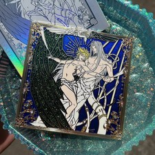 Broche broche insignia metal beso lucha nube Sephiroth Final Fantasy FF7 juguete anime