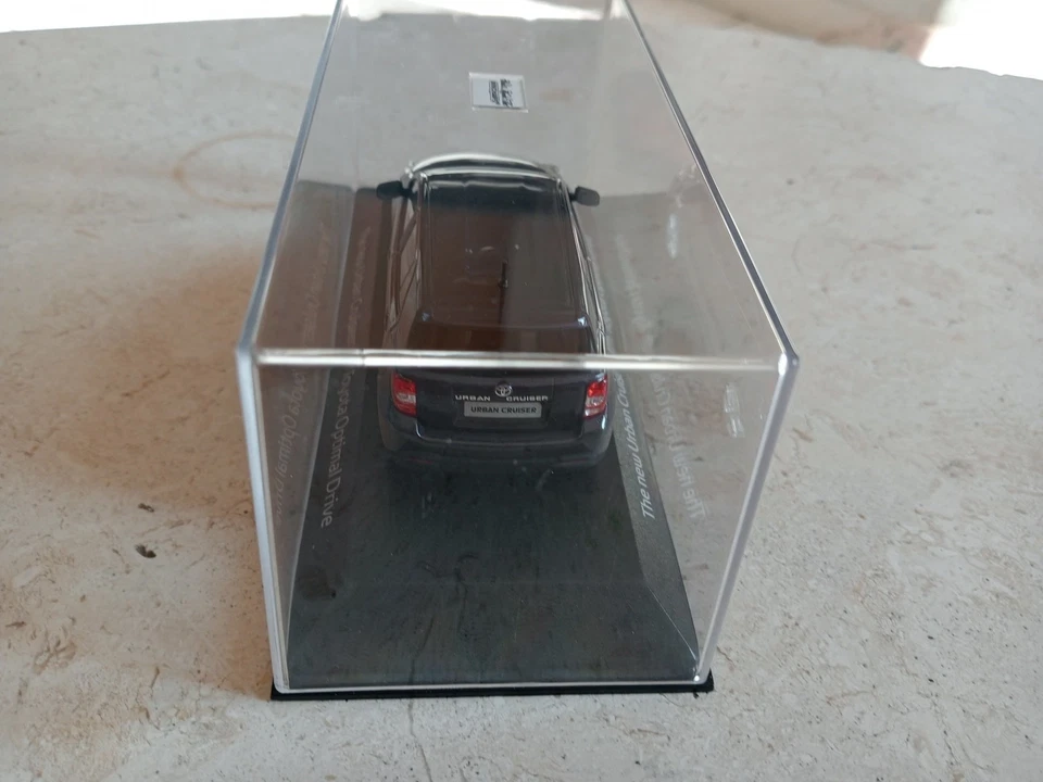 Minichamps 1/43 The New Urban Cruiser With Toyota Optimal Drive - Immagine 4 di 4