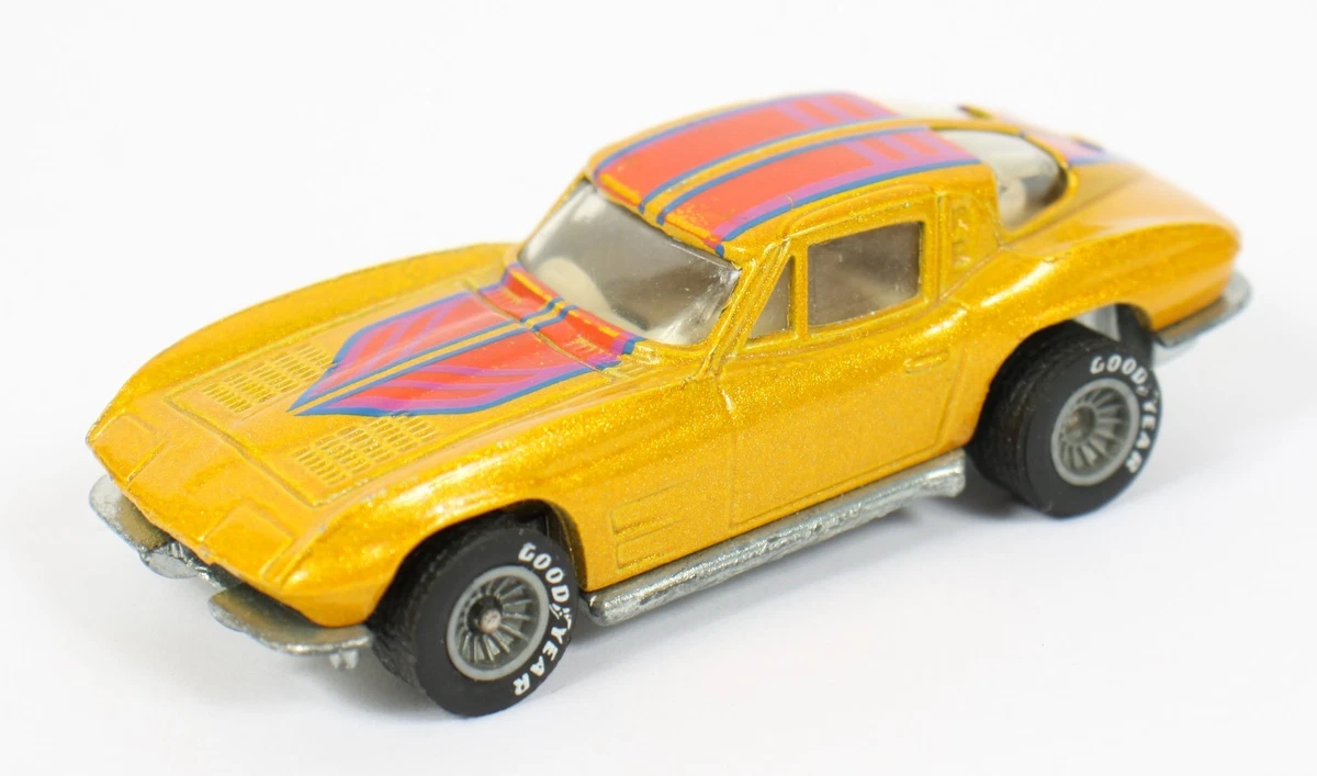 Hot Wheels Chevrolet 1963 Vehicle Year Vintage Manufacture Diecast
