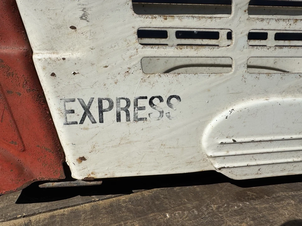 Camión de estaca express nariz de bala aerodinámica Wyandotte Streamline C. 1940 raro de colección Foto 2 de 4