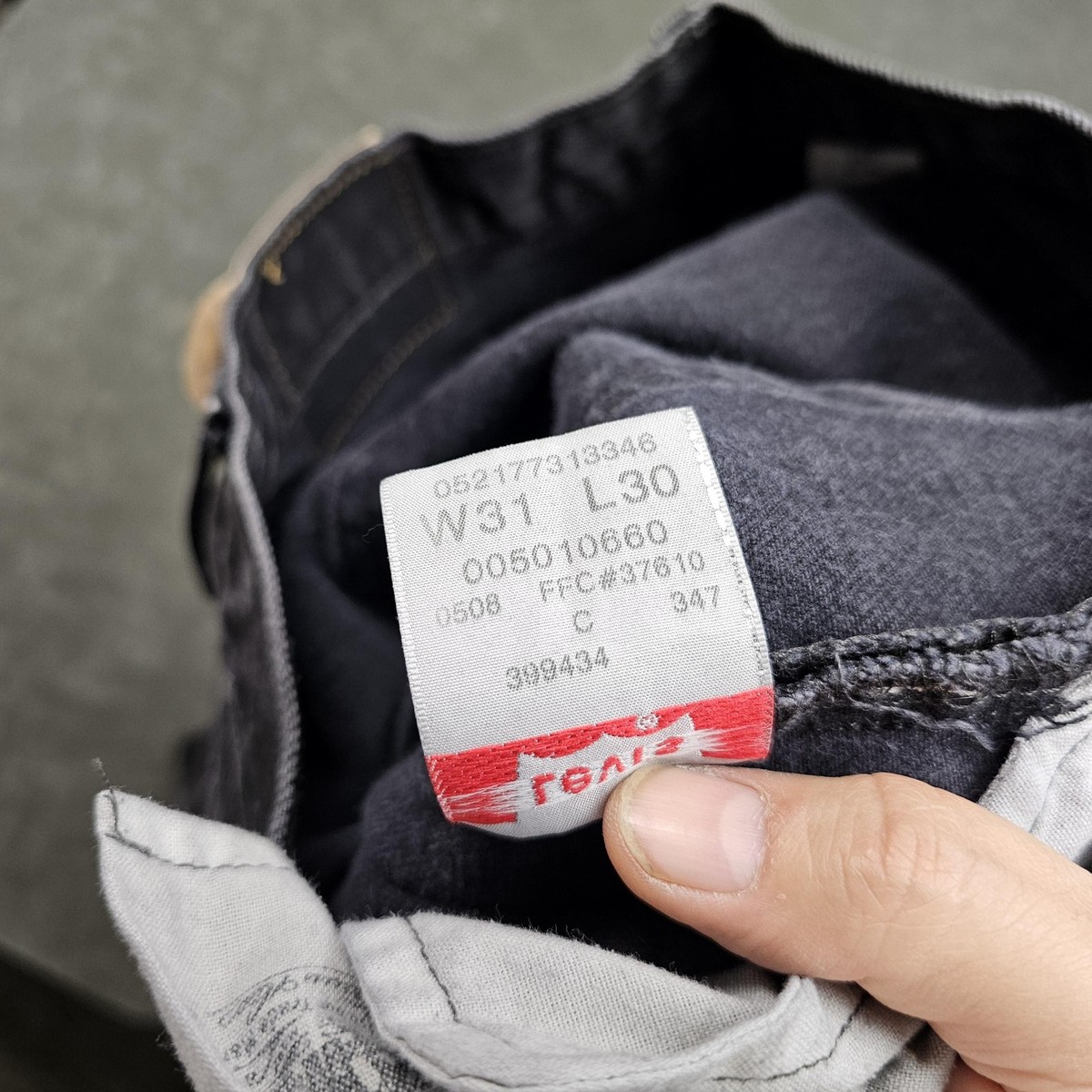 Vintage Levis 501 Jeans Mens 29x30 (Tag 31x30) Black Button Fly