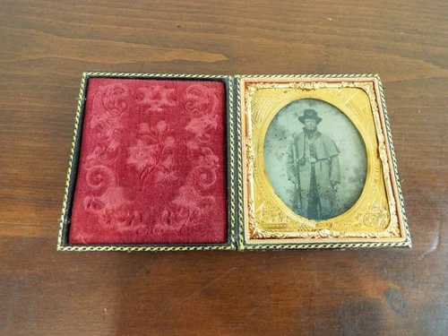 Original Civil War 6th Plate Hardy Hat Soldier Ambro Type 1860s Cased Gold Tint