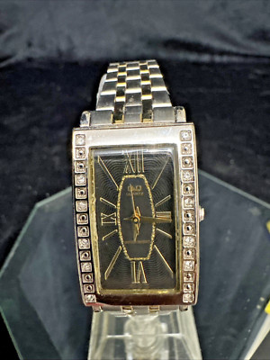 Citizen made Q&Q Dual Toned Ladies wristwatch