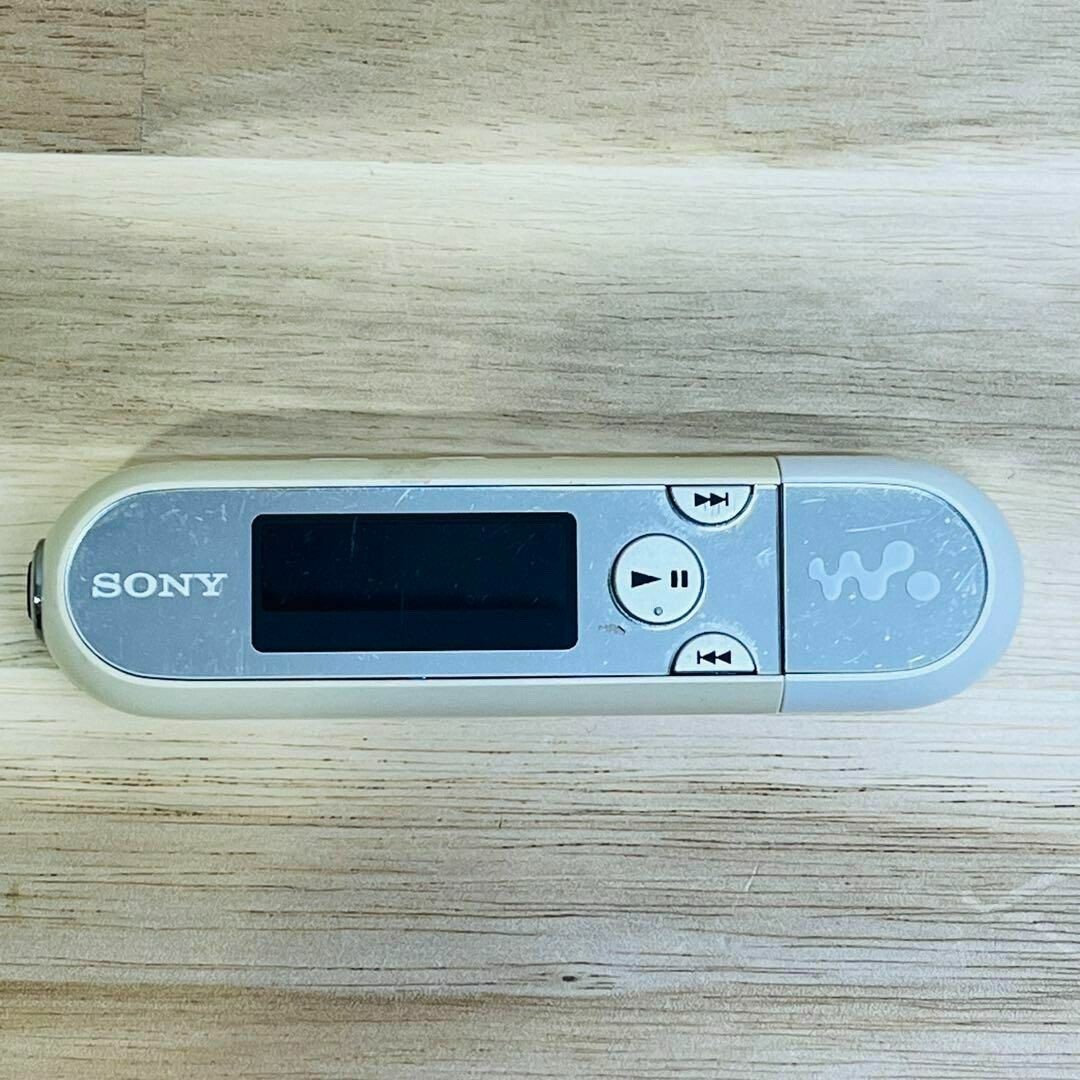 Sony NW-E042 Walkman MP3-Player Music Player Silver-White
