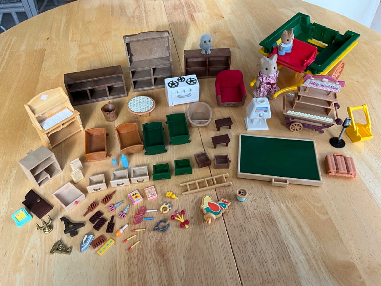 Vintage Sylvanian Families / Dolls House Job Lot Bundle Spares Repairs