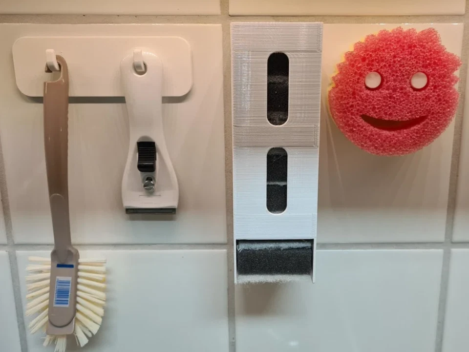 Soporte de esponja montado en la pared Scrub Daddy or Mommy | Soporte de pared Scrub Daddy Fregadero Foto 4 de 4