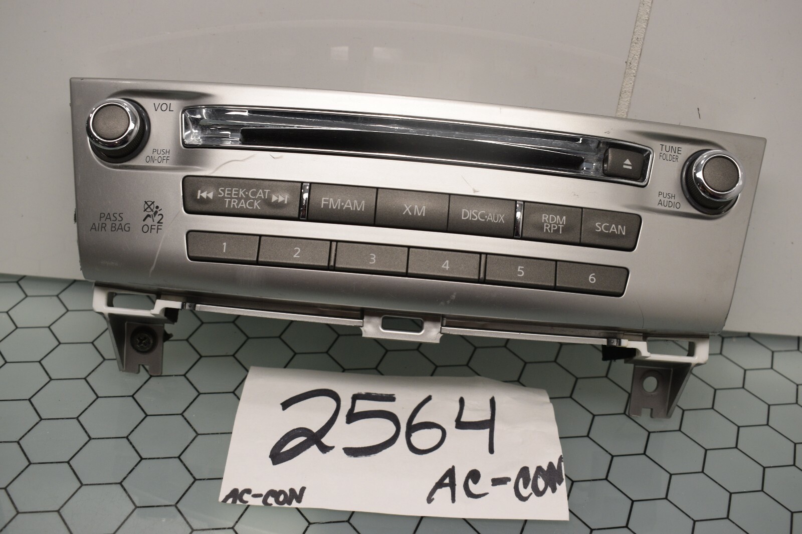 14 15 16 Infiniti QX60 Radio Audio Control Panel Used Stock #2564-AC 