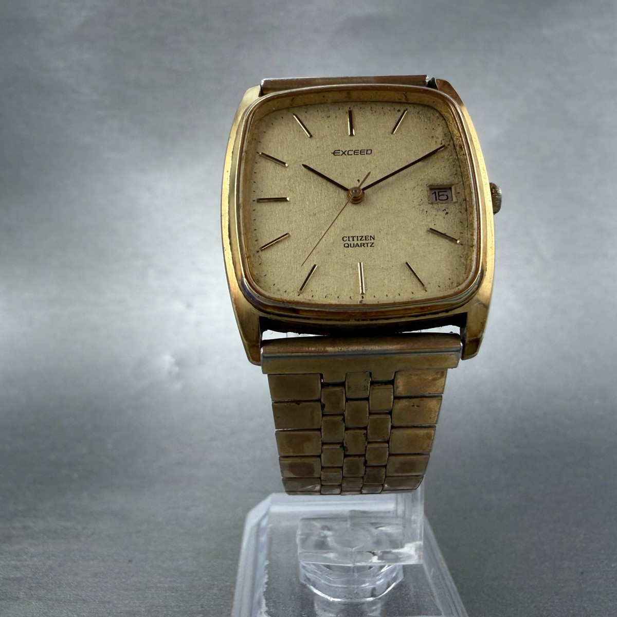 Citizen Exceed Watch Men 29mm Silver Dial Gold Tone Date 4-795423