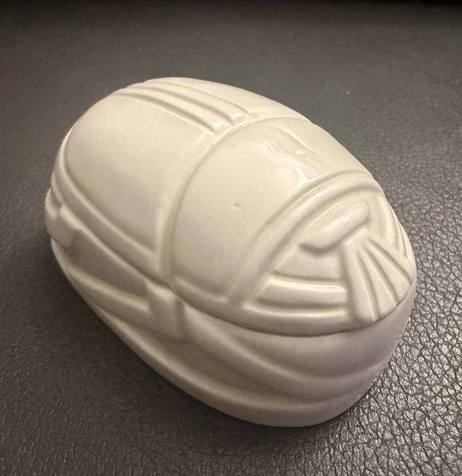 VNTG 白色瓷器 Tiffany&Co Scarab 甲虫盒 Louis Comfort Tiffany 1982 年 — 第 3/4 张图片