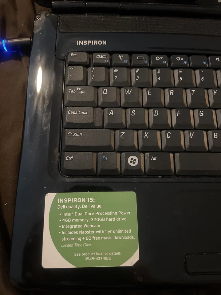 Dell Inspiron 1545 Intel Core 2 Duo 320GB SSD 4GB Ram Windows y Cargador Foto 2 de 4