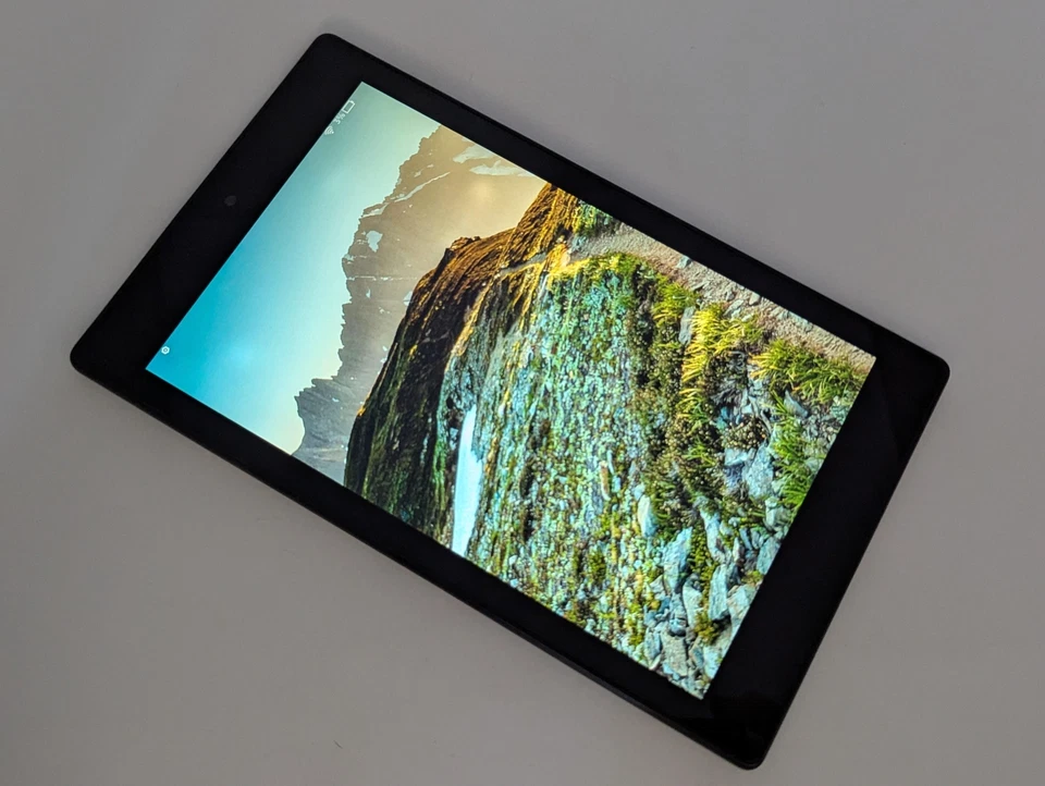 Amazon Fire HD 8 (5. Generation) 16GB Schwarz WiFi Tablet ✅