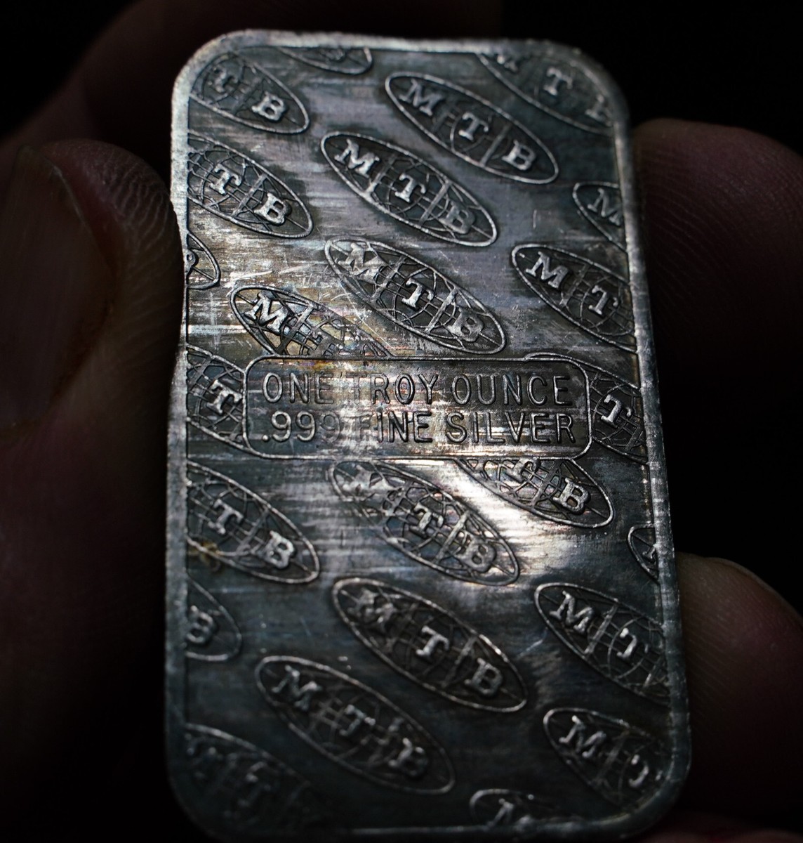 MTB World Trade Center New York City USA 1oz 999 FINE Silver bar