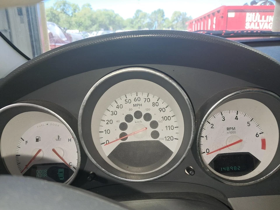 Used Rear Left Door Assembly Rear Side fits: 2007 Dodge Caliber electric window - Image 4 of 4