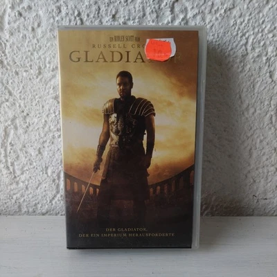 Gladiator -VHS - Universal Video  Russell Crowe *Ridley Scott Film - Bild 1 von 2
