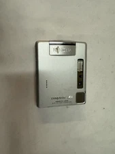 Konica Minolta DiMAGE XT 3.2MP Digital Camera