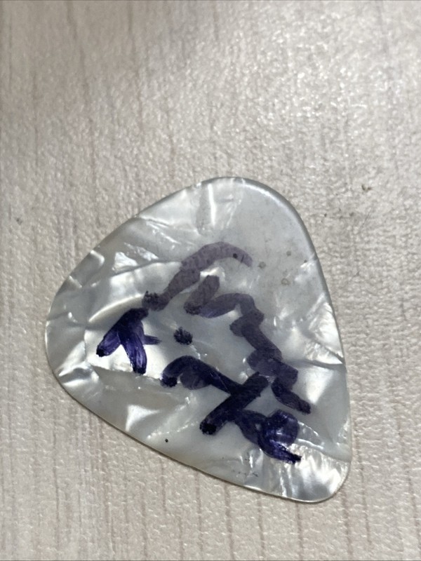 Bad Company 2026 Simon Kirke Signature On Guitar Pick Greg Rowles Theater NMB,SC