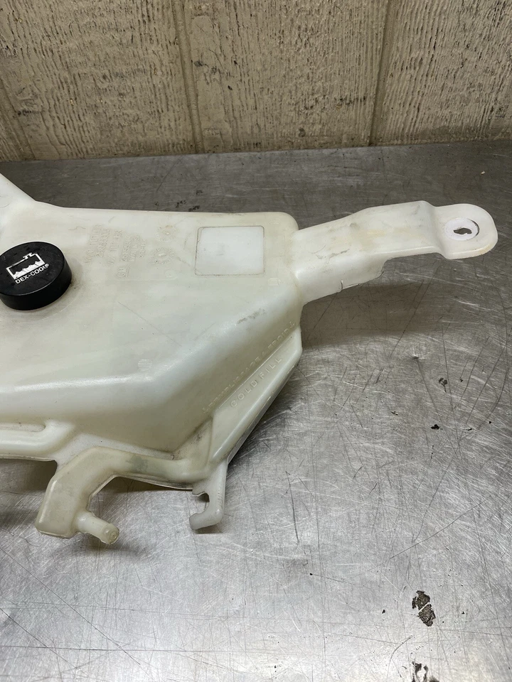 Chevy Express GMC Savana 2500 2003-2018 furgoneta depósito de refrigerante jarra de desbordamiento Foto 3 de 4