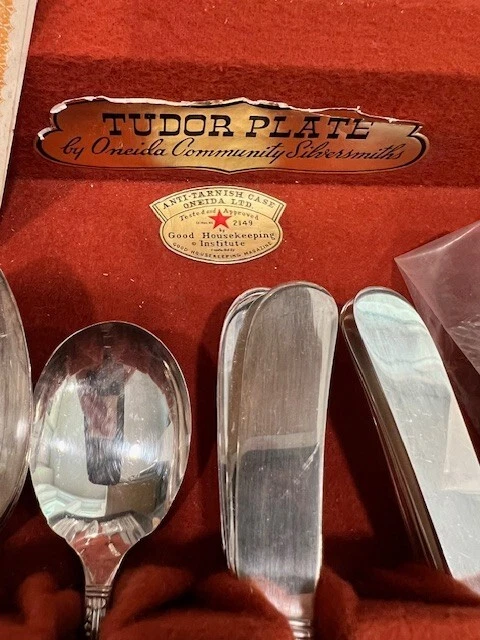 Conjunto completo de talheres Oneida Royal York Tudor placa prata 63 peças década de 1930 - Imagem 2 de 4