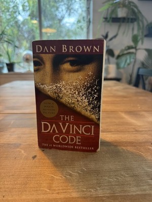 The Da Vinci Code - Paperback By Brown, Dan - GOOD