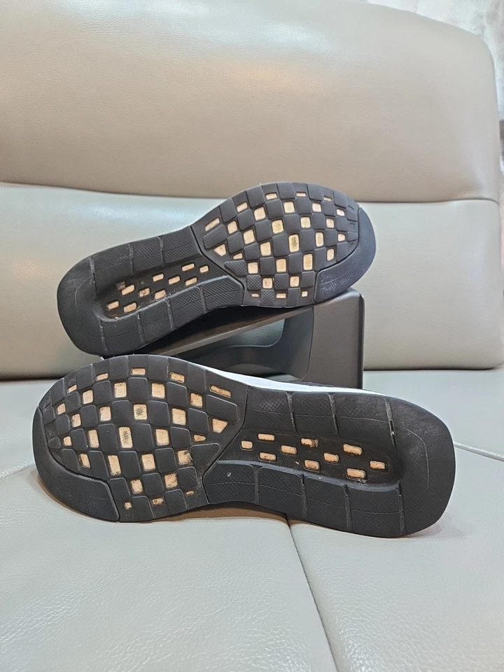 Adidas Falcon Elite 5 'Black' UK 9 - Image 3 of 4