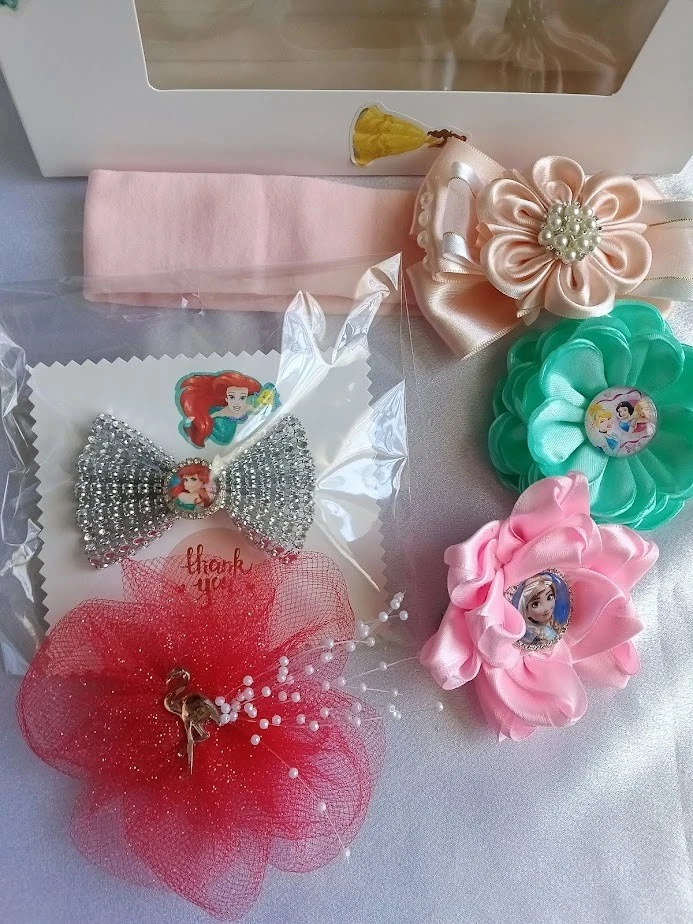 Gift Set of 5 Hair Accessories Girls Bows Band Clip Disney Princesses Flamingo - Image 4 of 4