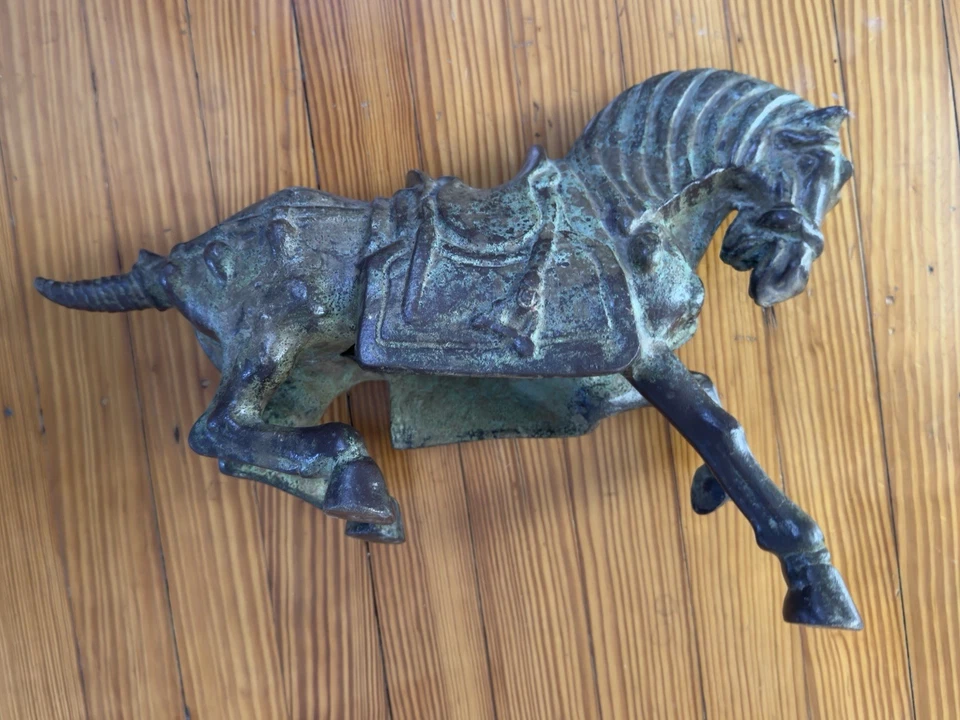 Estatua escultura de caballo guerrero de la dinastía Tang china de bronce fundido de colección Foto 4 de 4