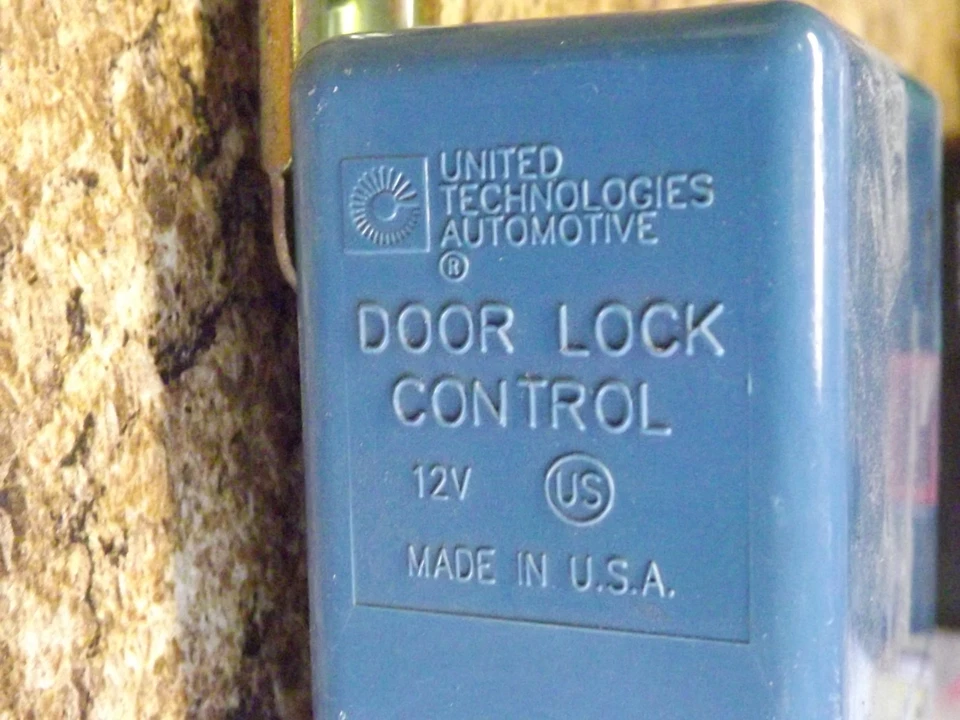 96-00 OEM USDM Honda Civic EK cupé conductor alimentación principal cerradura puerta módulo de control Foto 3 de 4