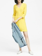 Banana Republic Solid V-Neck Fit-and-Flare Dress,Yellow SIZE 10    #396352 N0508