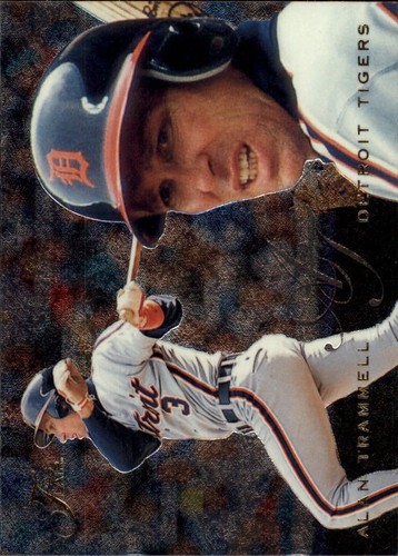 1995 Flair Baseball Card #261 Alan Trammell - Picture 1 of 2